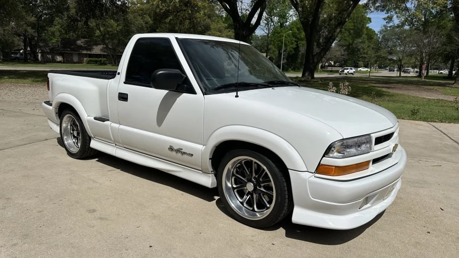 1999 Chevrolet S-10 - Image 3 of 11