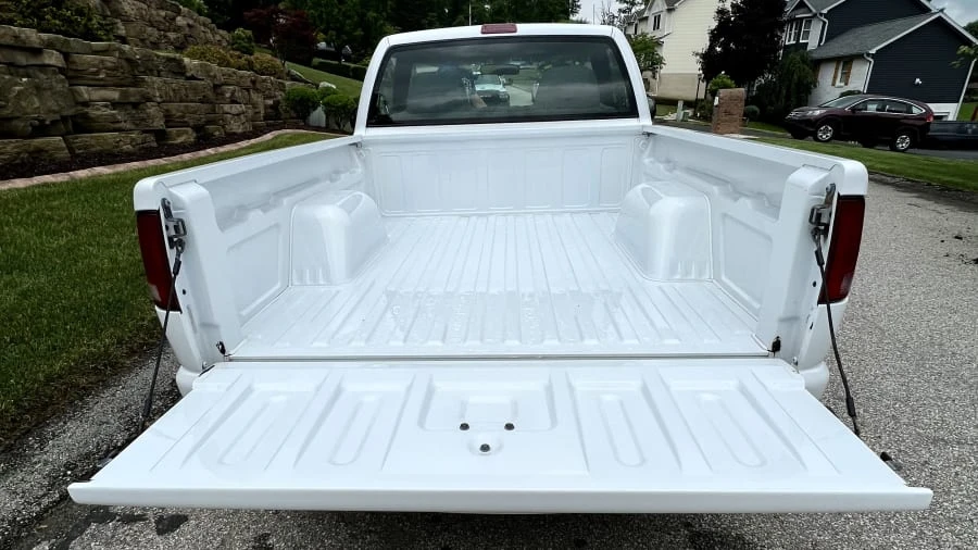 1999 Chevrolet S-10 - Image 8 of 13