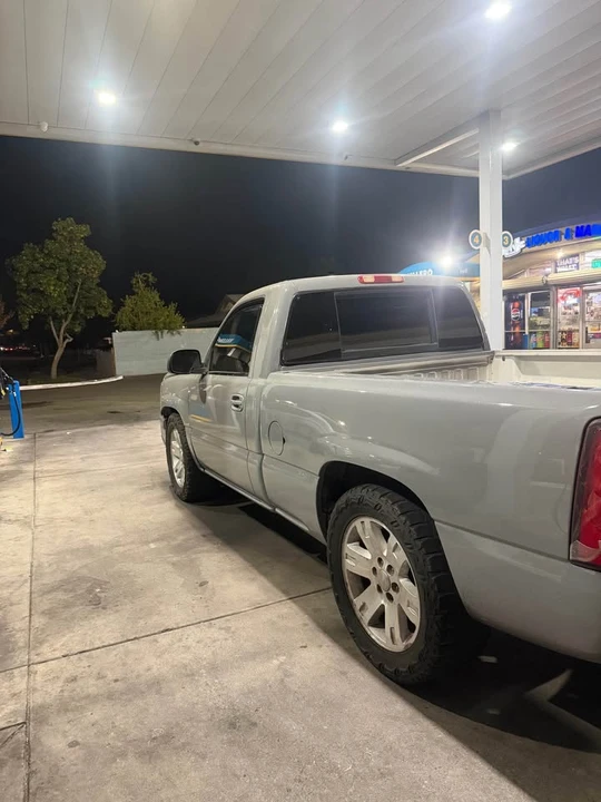 1999 Chevrolet Silverado 1st Gen - Image 3 of 4