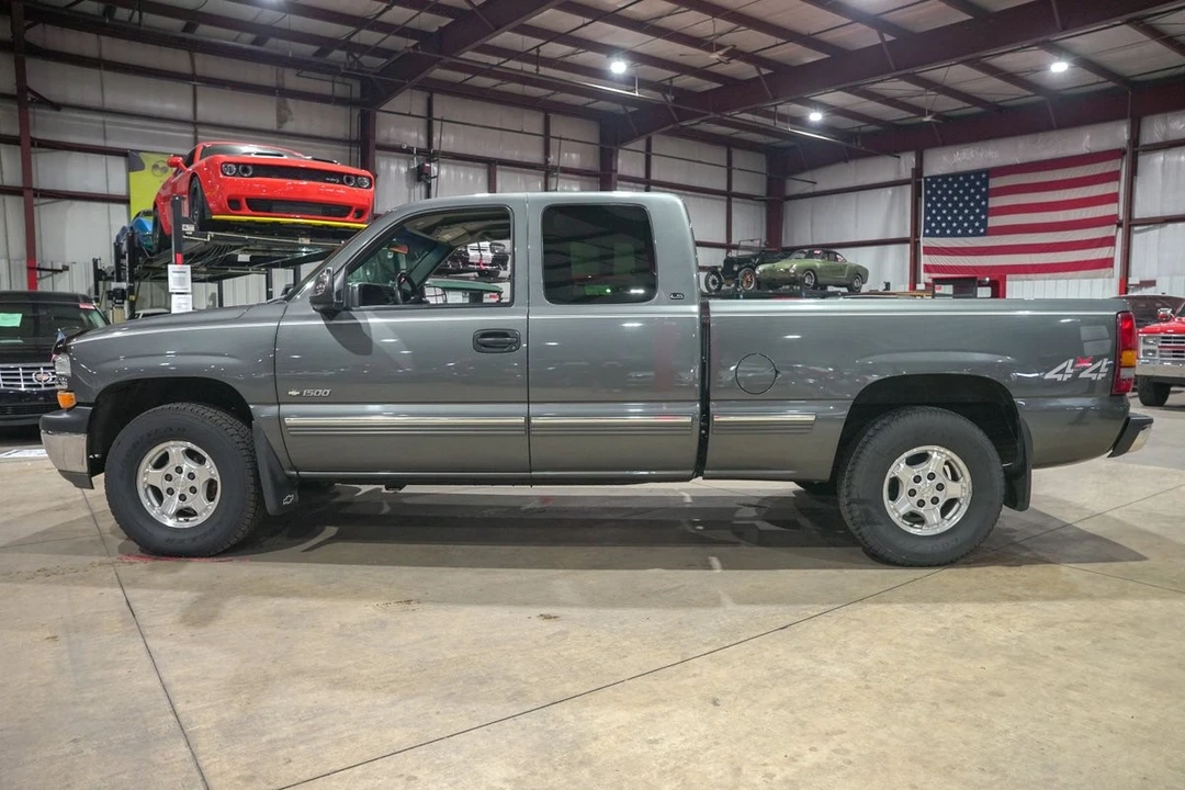 1999 Chevrolet Silverado 1st Gen - Image 4 of 21
