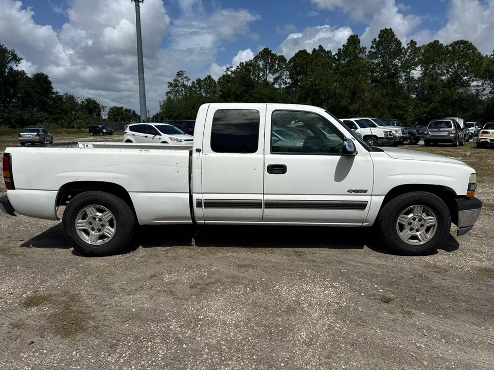 1999 Chevrolet Silverado 1st Gen - Image 2 of 10
