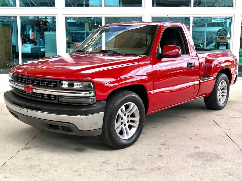 1999 Chevrolet Silverado 1st Gen - Image 11 of 31