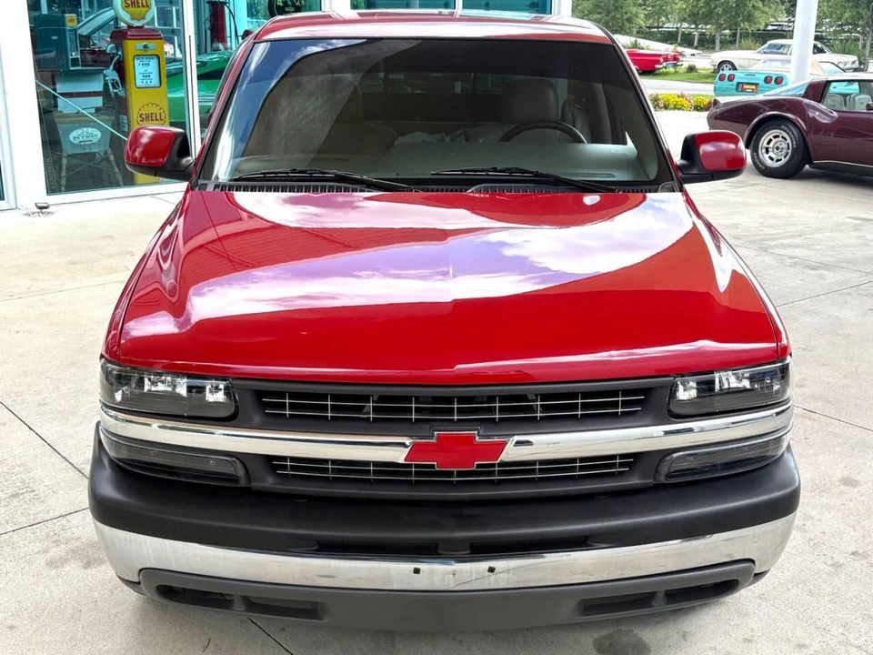 1999 Chevrolet Silverado 1st Gen - Image 3 of 31