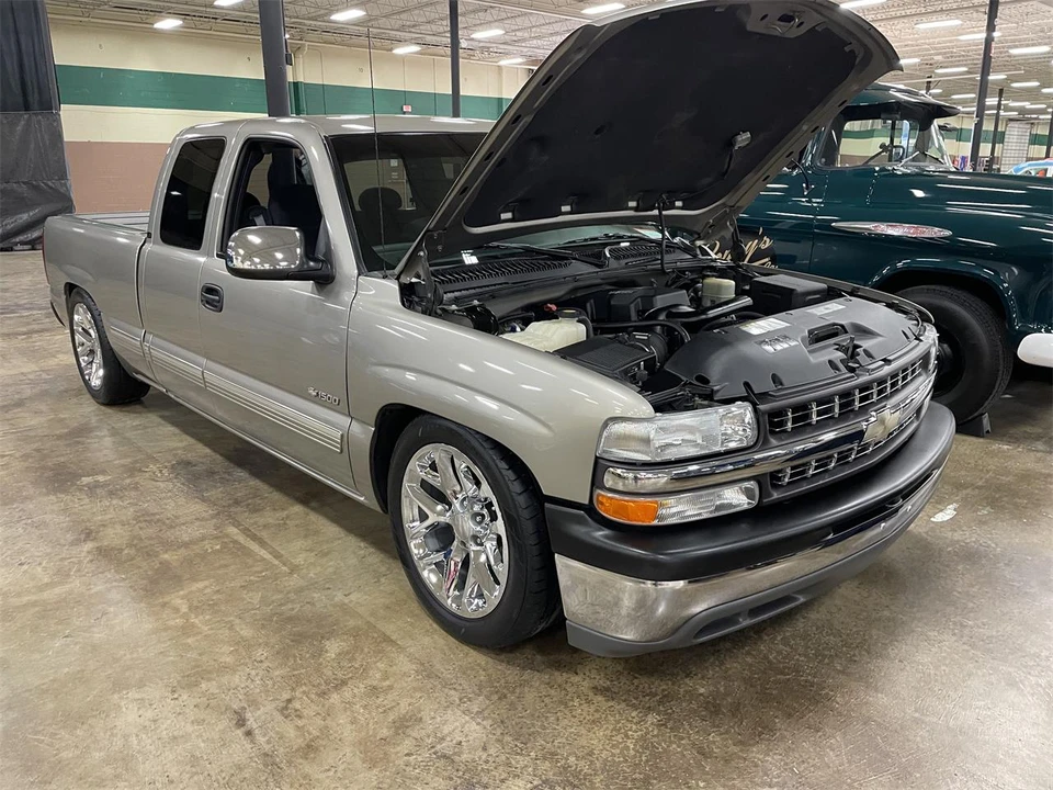 1999 Chevrolet Silverado 1st Gen - Image 18 of 28