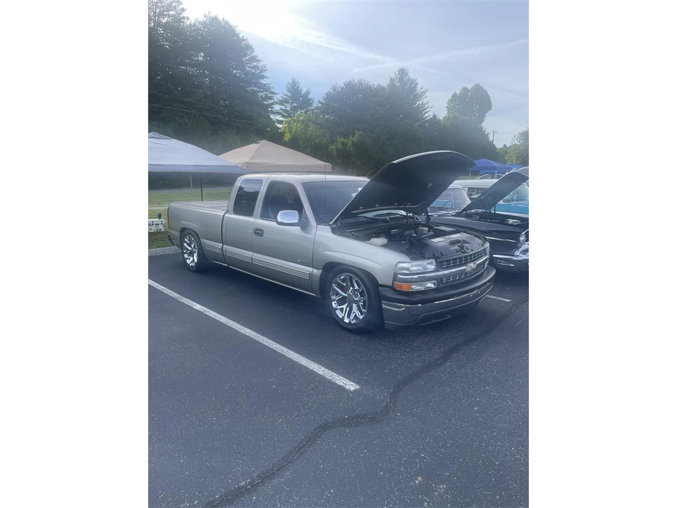 1999 Chevrolet Silverado 1st Gen - Image 17 of 28
