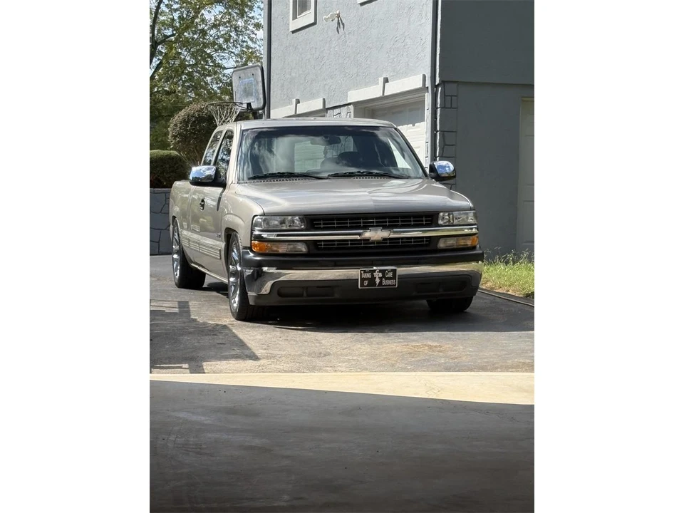 1999 Chevrolet Silverado 1st Gen - Image 3 of 28
