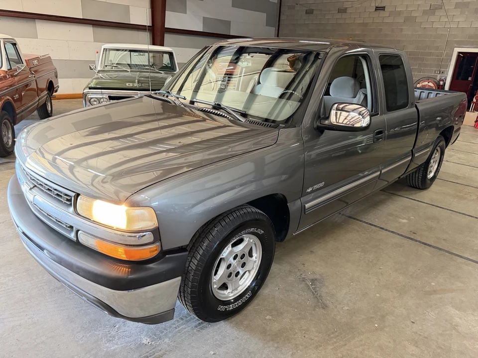 1999 Chevrolet Silverado 1st Gen - Image 8 of 21