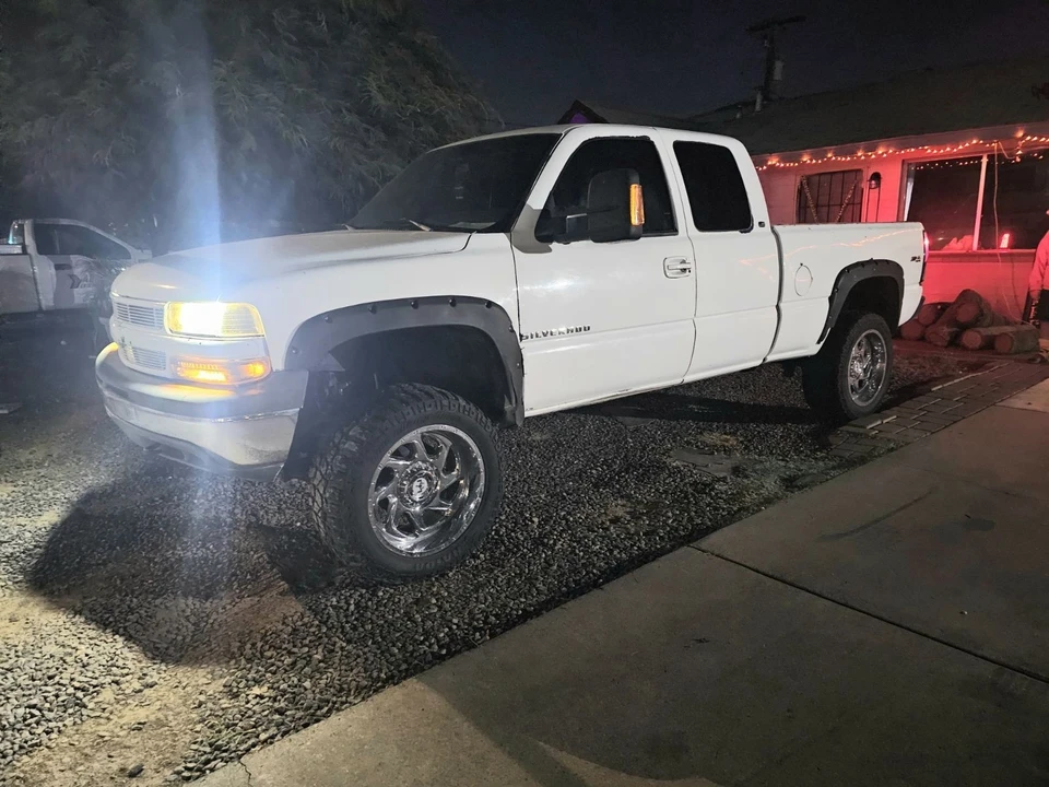 1999 Chevrolet Silverado 1st Gen - Image 4 of 5
