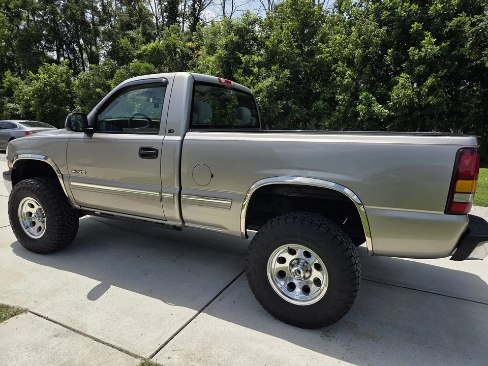 1999 Chevrolet Silverado 1st Gen - Image 6 of 31