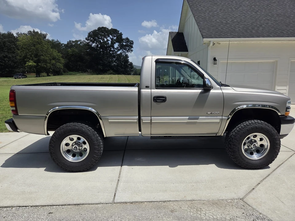 1999 Chevrolet Silverado 1st Gen - Image 10 of 31