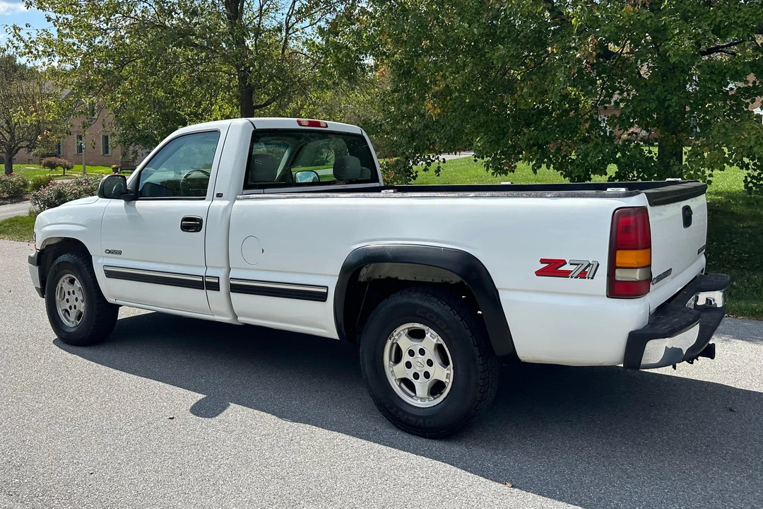 1999 Chevrolet Silverado 1st Gen - Image 4 of 31