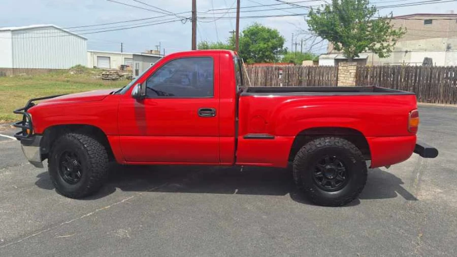 1999 Chevrolet Silverado 1st Gen - Image 2 of 16
