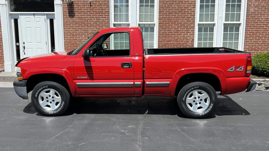 1999 Chevrolet Silverado 1st Gen - Image 2 of 8