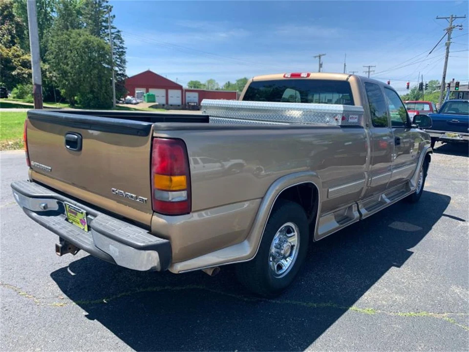 1999 Chevrolet Silverado 1st Gen - Image 3 of 8