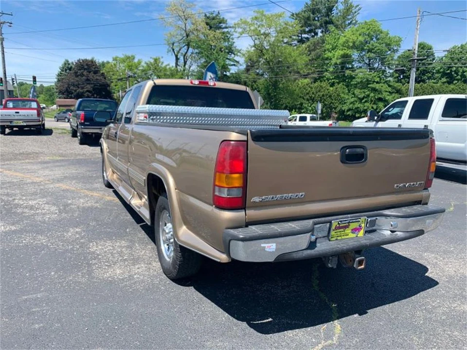 1999 Chevrolet Silverado 1st Gen - Image 2 of 8