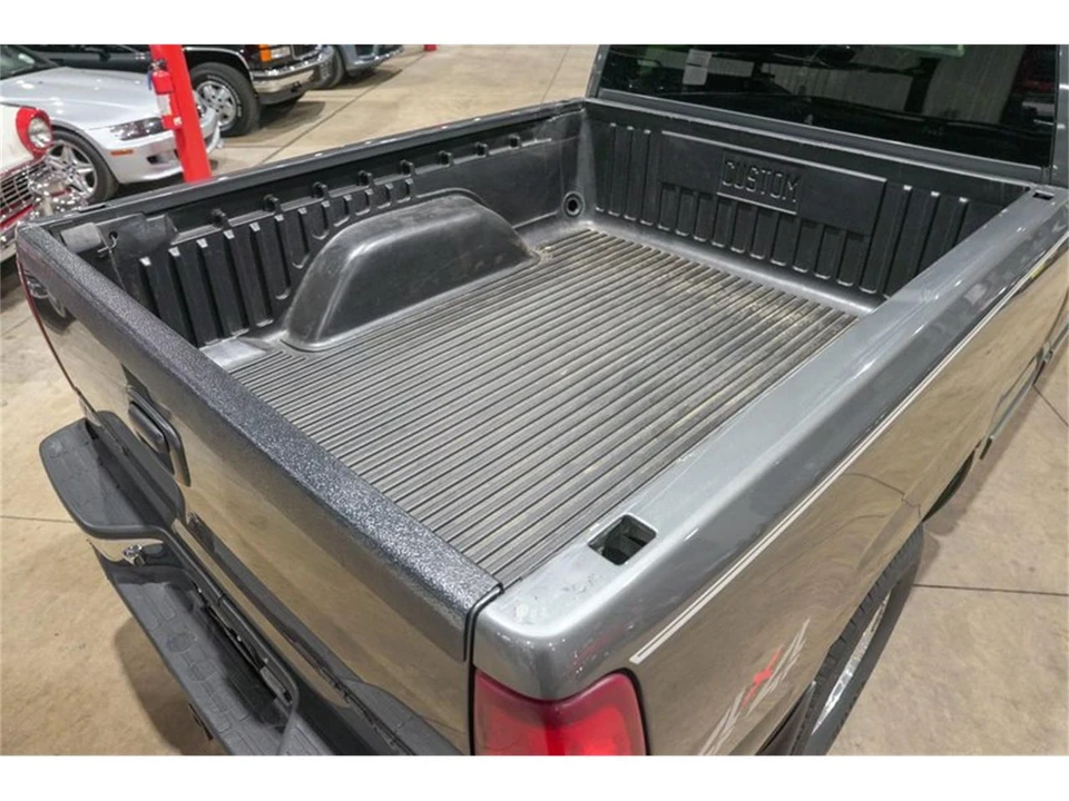 1999 Chevrolet Silverado 1st Gen - Image 20 of 31