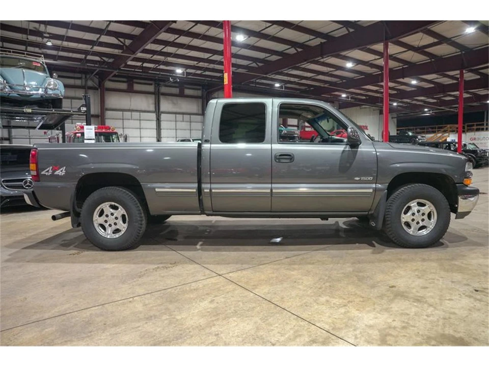 1999 Chevrolet Silverado 1st Gen - Image 10 of 31