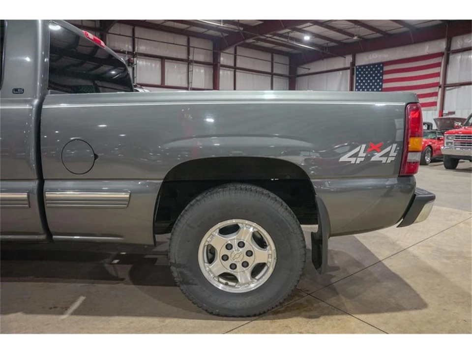 1999 Chevrolet Silverado 1st Gen - Image 5 of 31