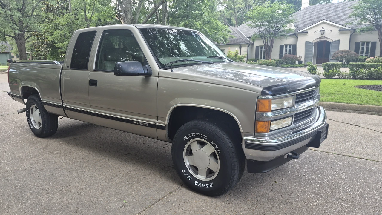 1999 Chevrolet Silverado 1st Gen - Image 2 of 12