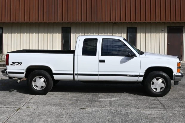 1999 Chevrolet Silverado 1st Gen - Image 3 of 7