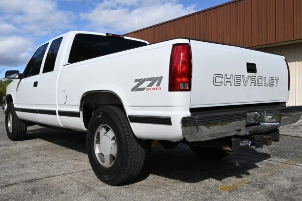 1999 Chevrolet Silverado 1st Gen - Image 2 of 7