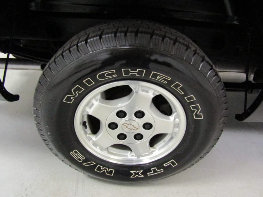 1999 Chevrolet Silverado 1st Gen - Image 9 of 12