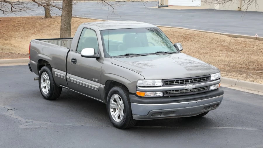 1999 Chevrolet Silverado 1st Gen - Image 4 of 21
