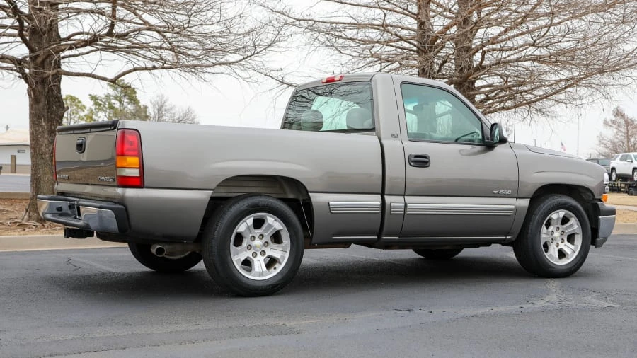1999 Chevrolet Silverado 1st Gen - Image 15 of 21
