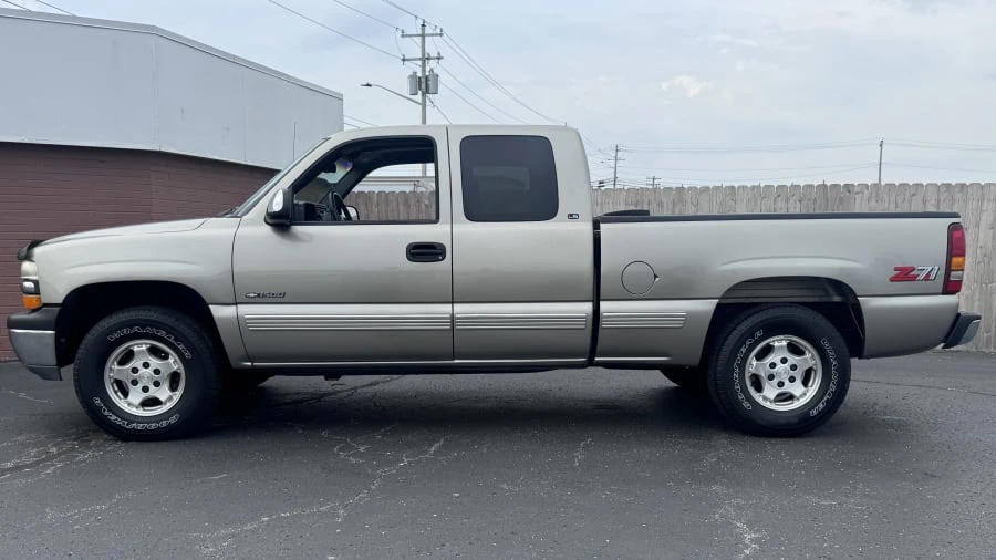 1999 Chevrolet Silverado 1st Gen - Image 2 of 7