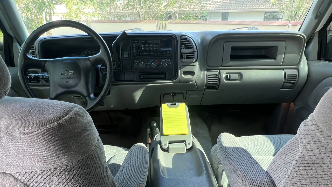 1999 Chevrolet Silverado 1st Gen - Image 3 of 14
