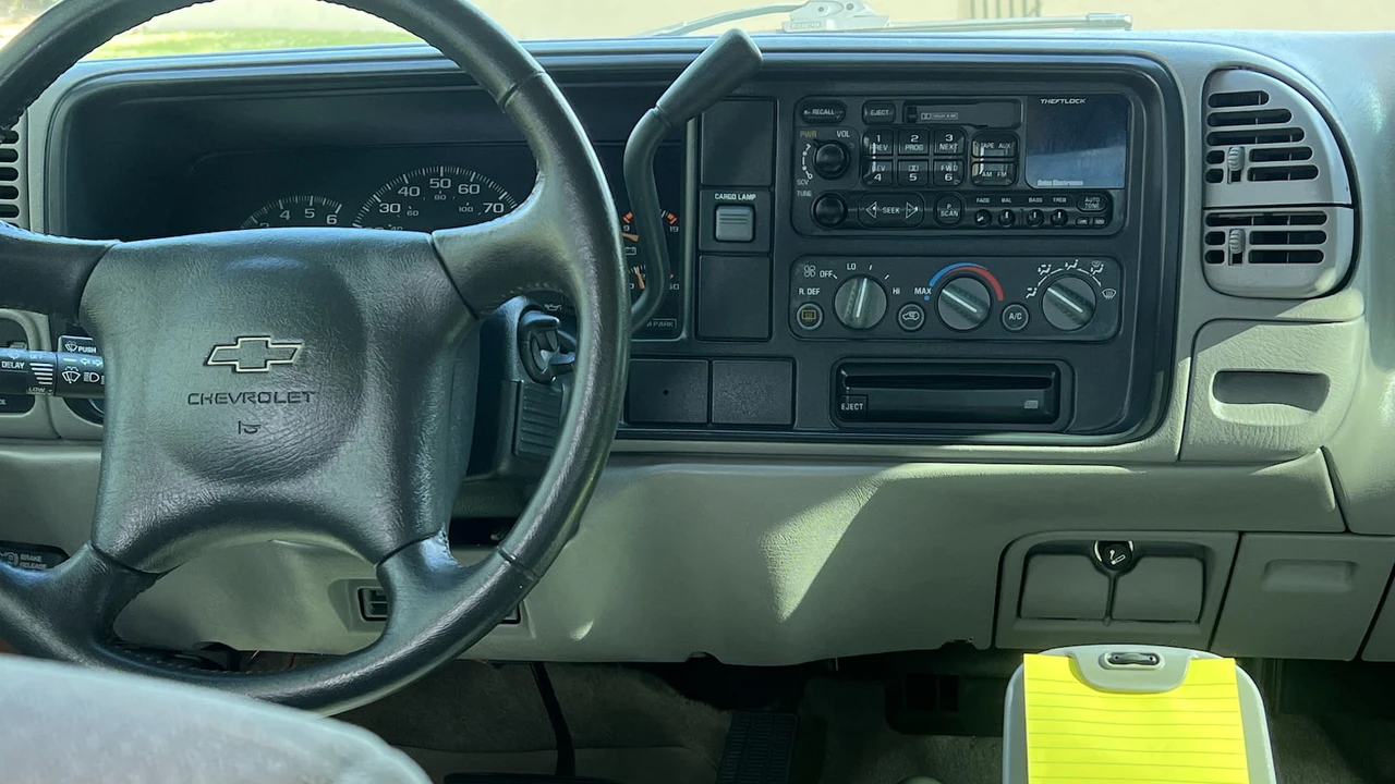 1999 Chevrolet Silverado 1st Gen - Image 6 of 14