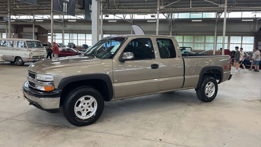 1999 Chevrolet Silverado 1st Gen - Image 4 of 10