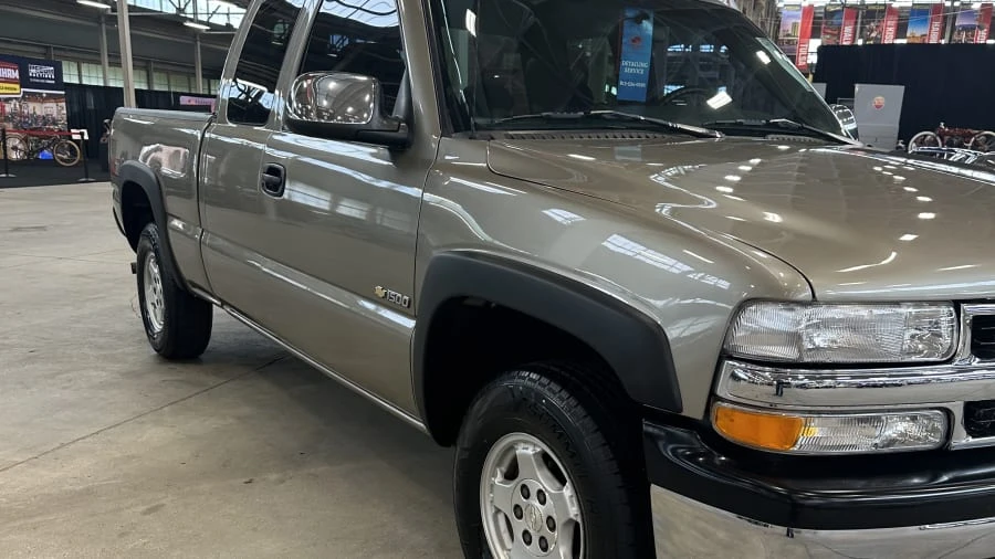 1999 Chevrolet Silverado 1st Gen - Image 5 of 10