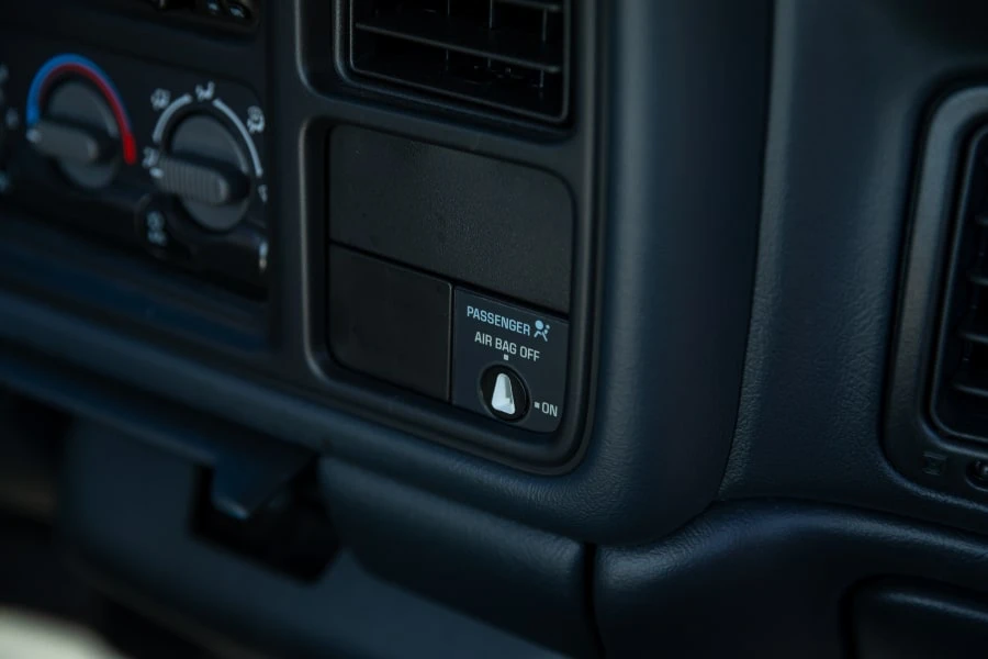 1999 Chevrolet Silverado 1st Gen - Image 29 of 31