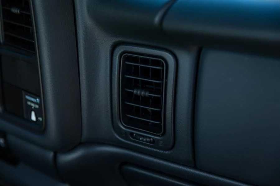 1999 Chevrolet Silverado 1st Gen - Image 22 of 31