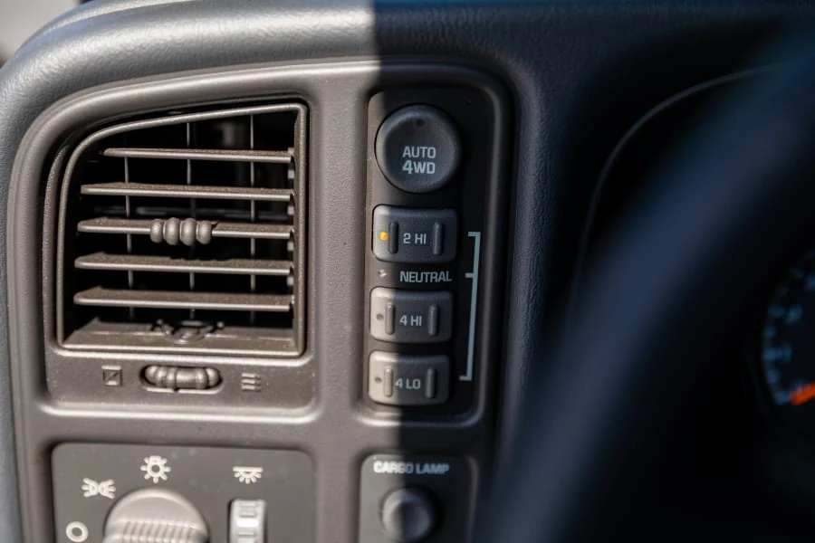 1999 Chevrolet Silverado 1st Gen - Image 30 of 31