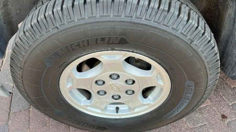 1999 Chevrolet Silverado 1st Gen - Image 11 of 15