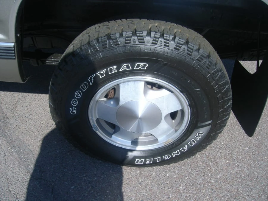 1999 Chevrolet Silverado 1st Gen - Image 22 of 31