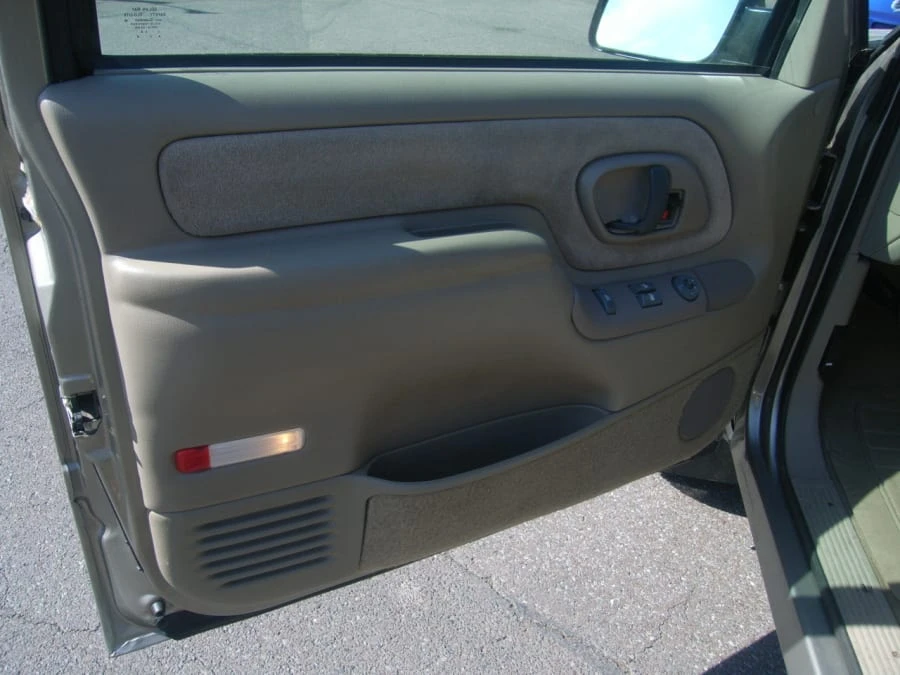 1999 Chevrolet Silverado 1st Gen - Image 27 of 31