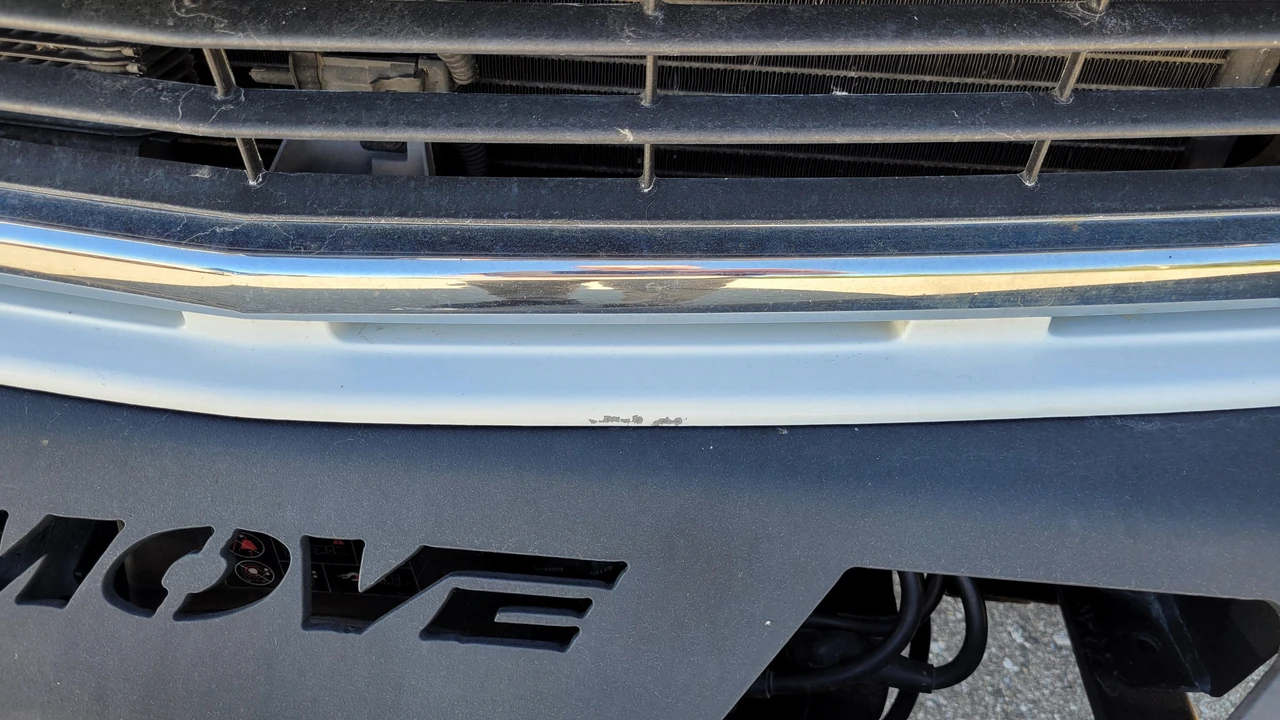 1999 Chevrolet Suburban 8th Gen - Image 25 of 31