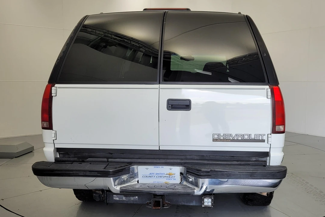 1999 Chevrolet Suburban 8th Gen - Image 5 of 31