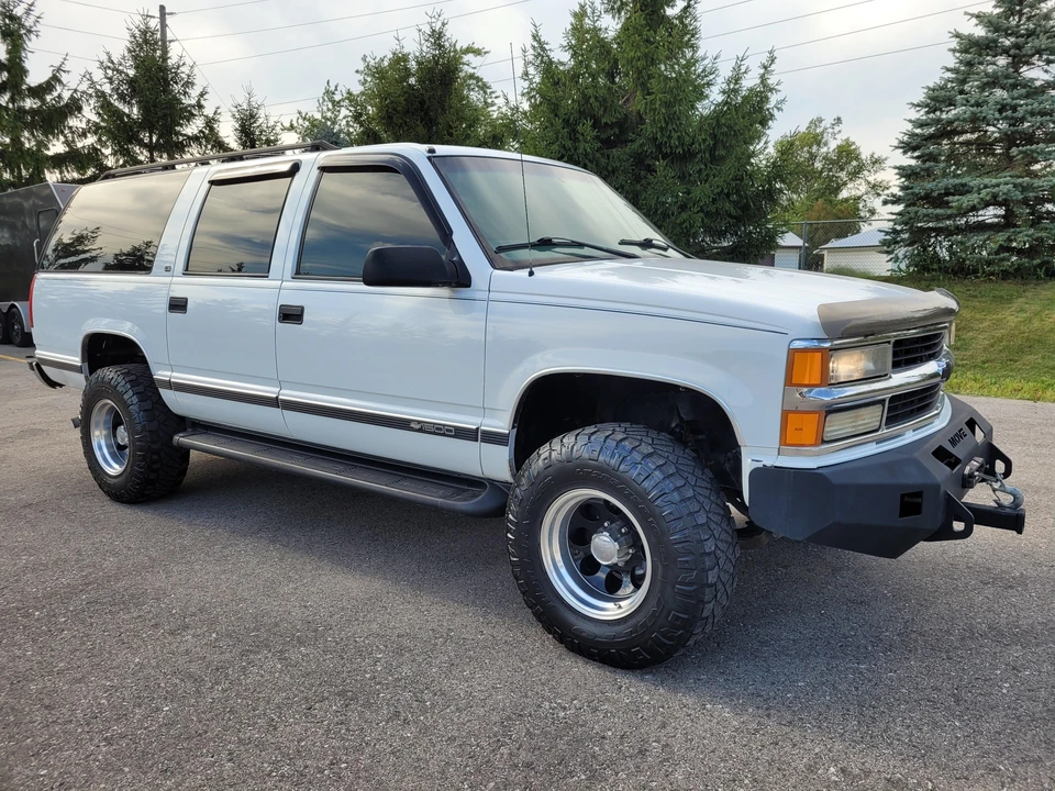 1999 Chevrolet Suburban 8th Gen - Image 22 of 31