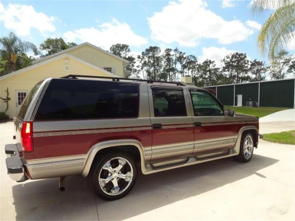 1999 Chevrolet Suburban 8th Gen - Image 13 of 31