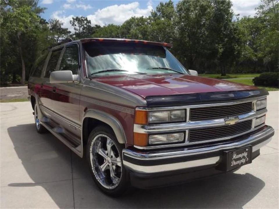 1999 Chevrolet Suburban 8th Gen - Image 17 of 31