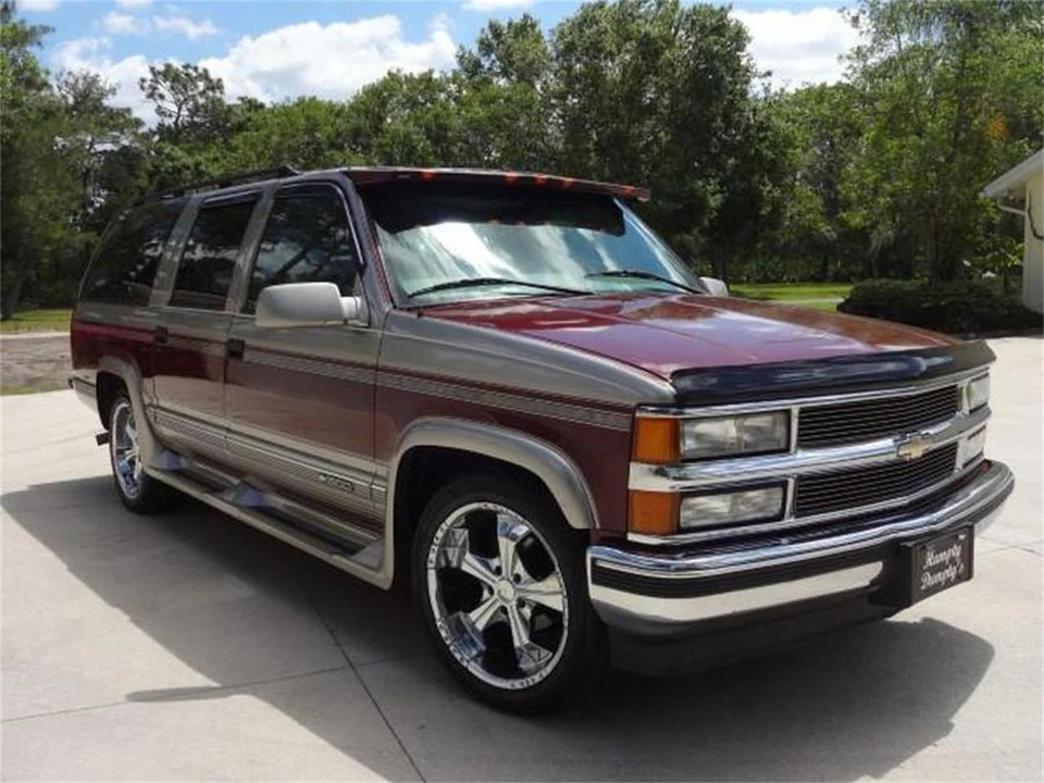 1999 Chevrolet Suburban 8th Gen - Image 16 of 31