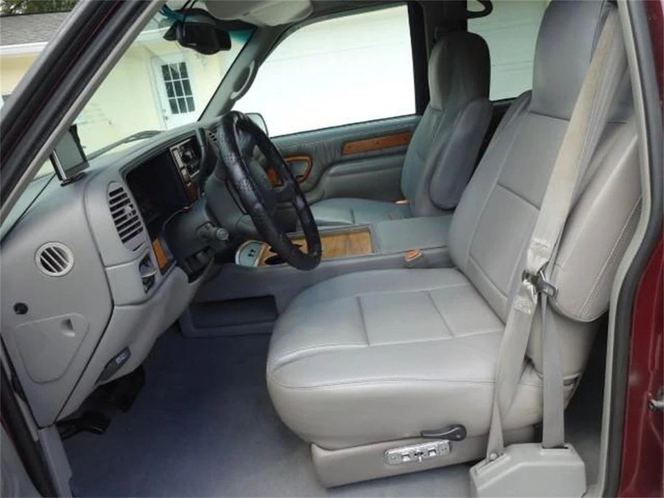1999 Chevrolet Suburban 8th Gen - Image 26 of 31