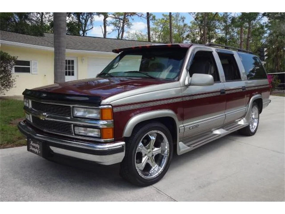 1999 Chevrolet Suburban 8th Gen - Image 4 of 31