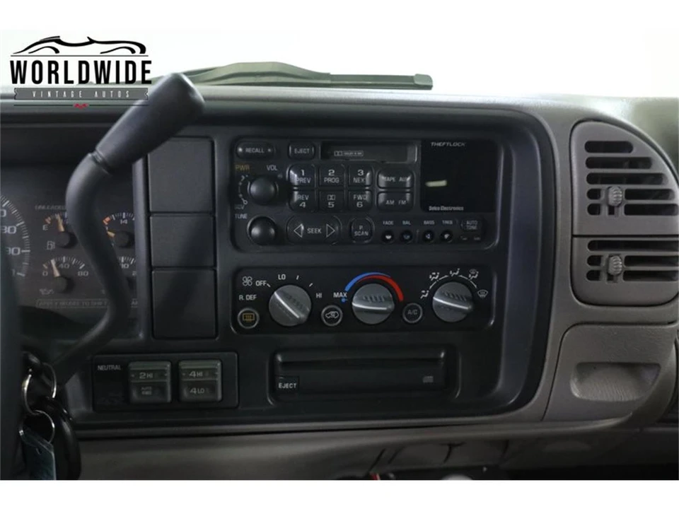 1999 Chevrolet Suburban 8th Gen - Image 31 of 31