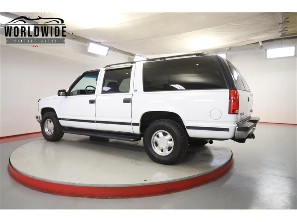 1999 Chevrolet Suburban 8th Gen - Image 5 of 31