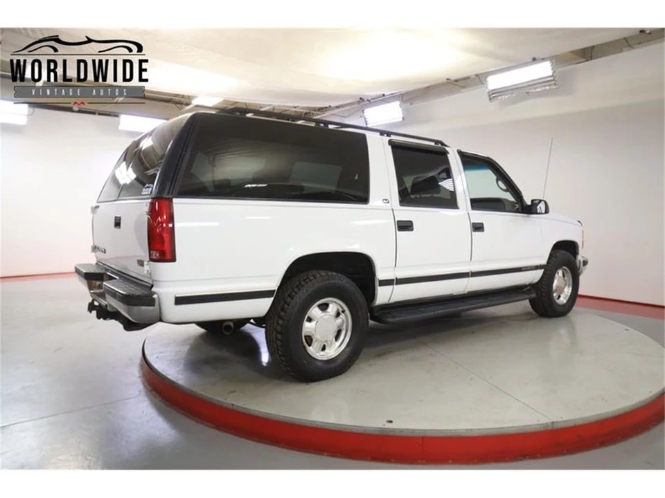 1999 Chevrolet Suburban 8th Gen - Image 6 of 31